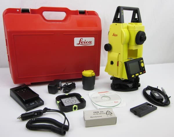 Used Leica Builder R200M 6 Reflectorless Total Station